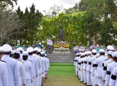 เข้าร่วมพิธีวางพวงมาลาถวายราชสักการะพระบาทสมเด็จพระมงกุฎเกล้าเจ้าอยู่หัวเนื่องในโอกาสวันสวรรคตครบ 100 ปี ... พารามิเตอร์รูปภาพ 16